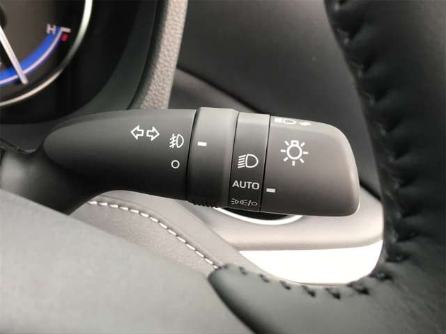 トヨタ ノア １．８ ハイブリッド Ｓ－Ｚ R6年 (東海) 99