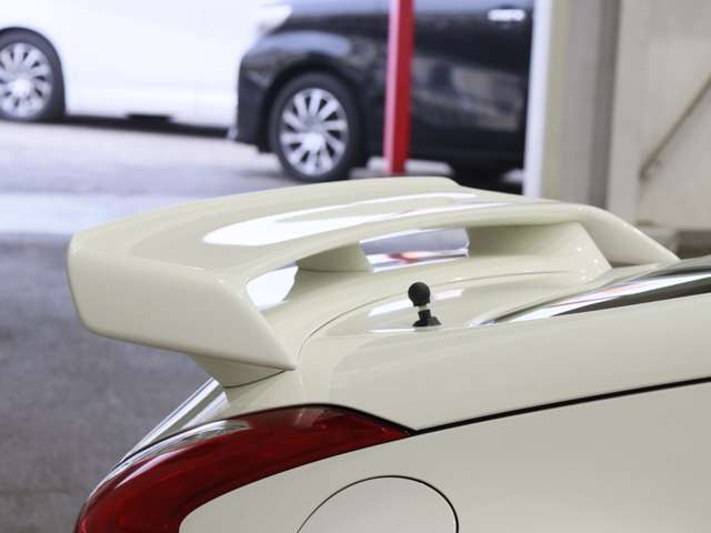 日産 フェアレディＺ ３．７ バージョン ニスモ H23年 (関東) 99