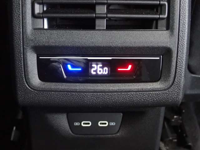 フォルクスワーゲン ゴルフ ＴＤＩ アクティブ アドバンス プラチナム エディション ディーゼルターボ R5年 (関東) 99