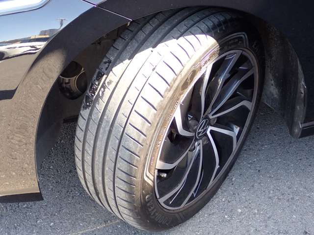 フォルクスワーゲン ゴルフ ＴＤＩ アクティブ アドバンス プラチナム エディション ディーゼルターボ R5年 (関東) 99