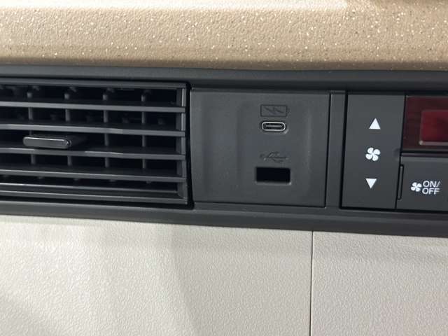 ホンダ Ｎ　ＢＯＸ ６６０ R6年 (中国) 99