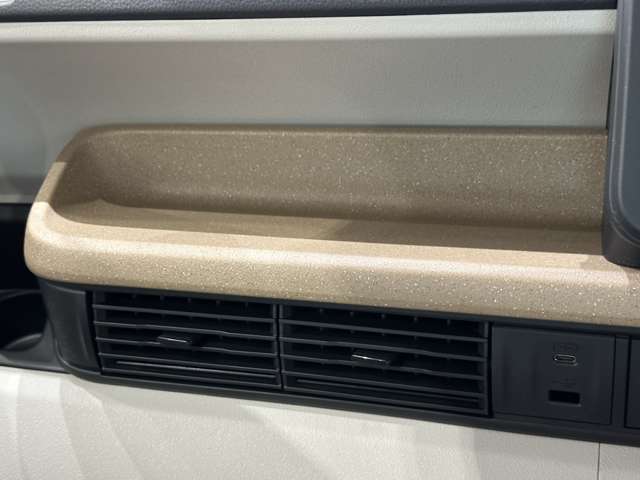 ホンダ Ｎ　ＢＯＸ ６６０ R6年 (中国) 99