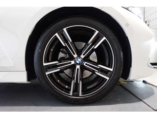 ＢＭＷ ３シリーズ ３２０Ｄ Ｘドライブ Ｍスポーツ ディーゼルターボ ４ＷＤ R6年 (近畿) 99