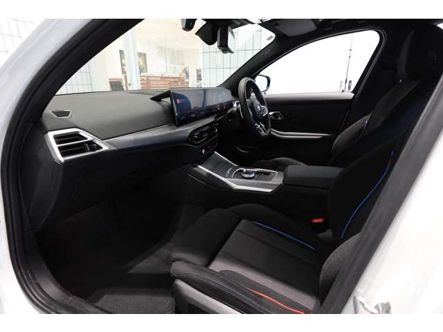 ＢＭＷ ３シリーズ ３２０Ｄ Ｘドライブ Ｍスポーツ ディーゼルターボ ４ＷＤ R6年 (近畿) 99