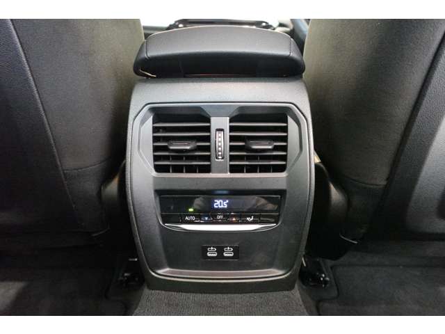 ＢＭＷ ３シリーズ ３２０Ｄ Ｘドライブ Ｍスポーツ ディーゼルターボ ４ＷＤ R6年 (近畿) 99