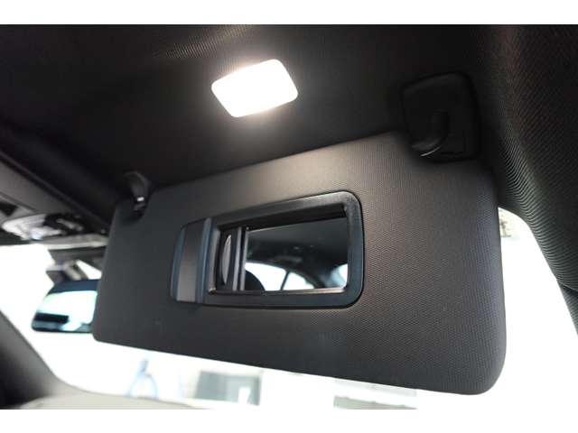 ＢＭＷ ３シリーズ ３２０Ｄ Ｘドライブ Ｍスポーツ ディーゼルターボ ４ＷＤ R6年 (近畿) 99