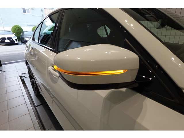 ＢＭＷ ３シリーズ ３２０Ｄ Ｘドライブ Ｍスポーツ ディーゼルターボ ４ＷＤ R6年 (近畿) 99