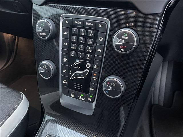 ボルボ Ｖ４０ Ｄ４ ダイナミック エディション ディーゼルターボ R1年 (東北) 99