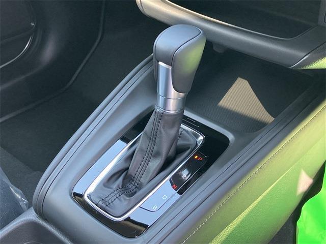 ホンダ ヴェゼル １．５ Ｅ：ＨＥＶ Ｘ R6年 (東海) 99