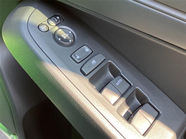 ホンダ ヴェゼル １．５ Ｅ：ＨＥＶ Ｘ R6年 (東海) 99