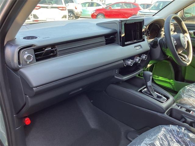 ホンダ ヴェゼル １．５ Ｅ：ＨＥＶ Ｘ R6年 (東海) 99