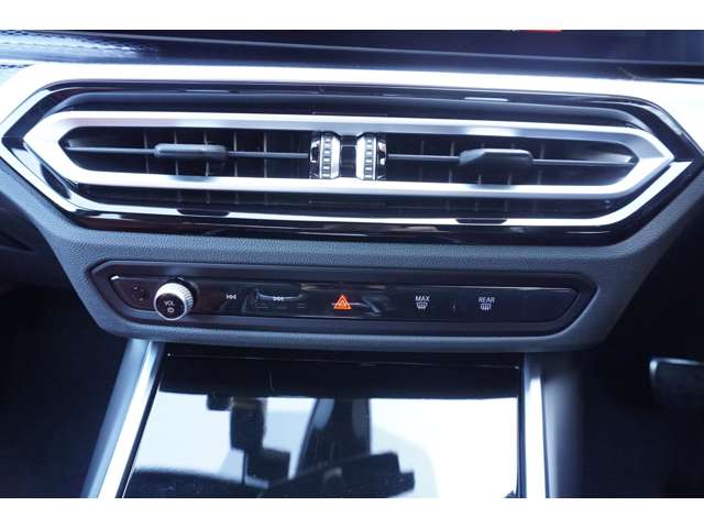 ＢＭＷ ２シリーズ Ｍ２４０Ｉ Ｘドライブ ４ＷＤ R6年 (近畿) 99