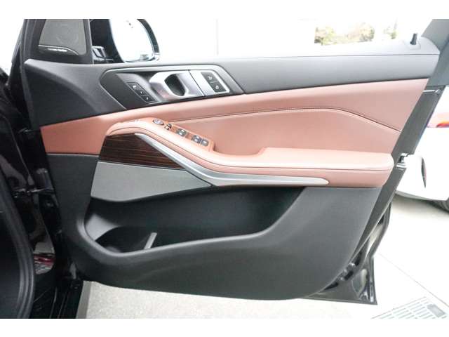 ＢＭＷ Ｘ５ Ｘドライブ ３５Ｄ Ｍスポーツ ドライビング ダイナミクス パッケージ ４ＷＤ R2年 (近畿) 99