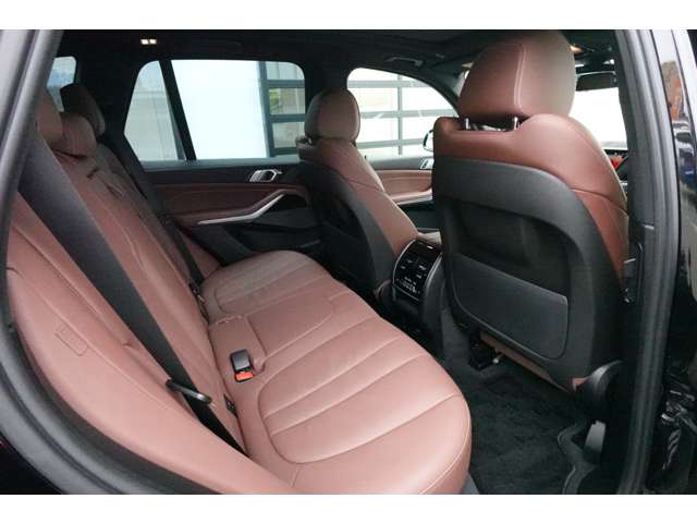 ＢＭＷ Ｘ５ Ｘドライブ ３５Ｄ Ｍスポーツ ドライビング ダイナミクス パッケージ ４ＷＤ R2年 (近畿) 99