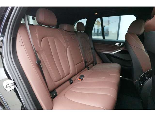 ＢＭＷ Ｘ５ Ｘドライブ ３５Ｄ Ｍスポーツ ドライビング ダイナミクス パッケージ ４ＷＤ R2年 (近畿) 99