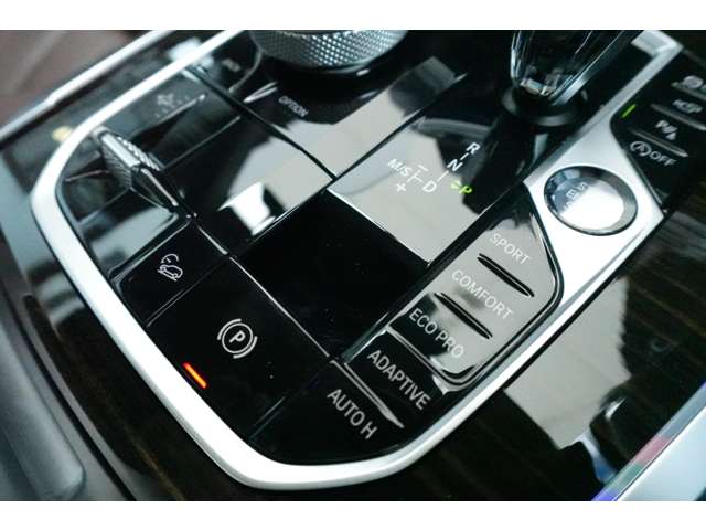 ＢＭＷ Ｘ５ Ｘドライブ ３５Ｄ Ｍスポーツ ドライビング ダイナミクス パッケージ ４ＷＤ R2年 (近畿) 99