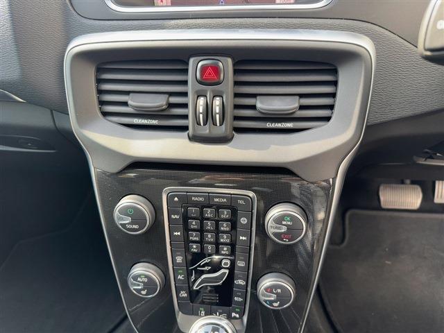 ボルボ Ｖ４０ Ｄ４ モメンタム ディーゼルターボ H30年 (東北) 99