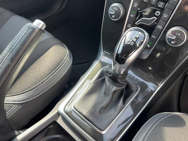 ボルボ Ｖ４０ Ｄ４ モメンタム ディーゼルターボ H30年 (東北) 99