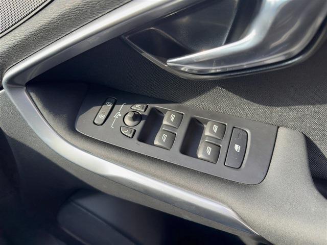 ボルボ Ｖ４０ Ｄ４ モメンタム ディーゼルターボ H30年 (東北) 99