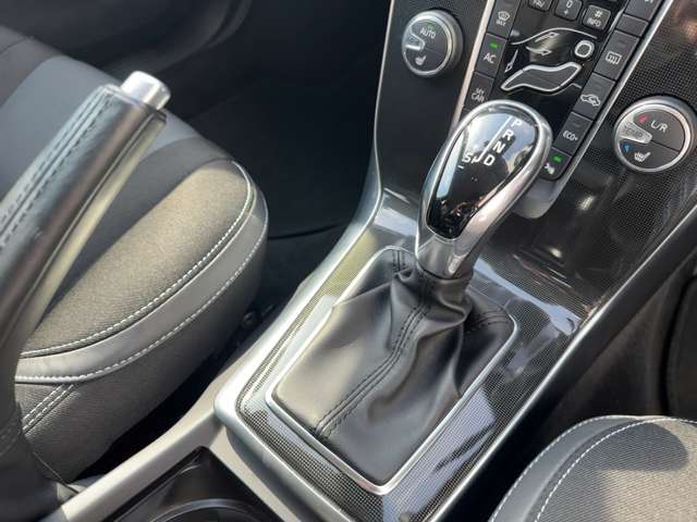 ボルボ Ｖ４０ Ｄ４ モメンタム ディーゼルターボ H30年 (東北) 99