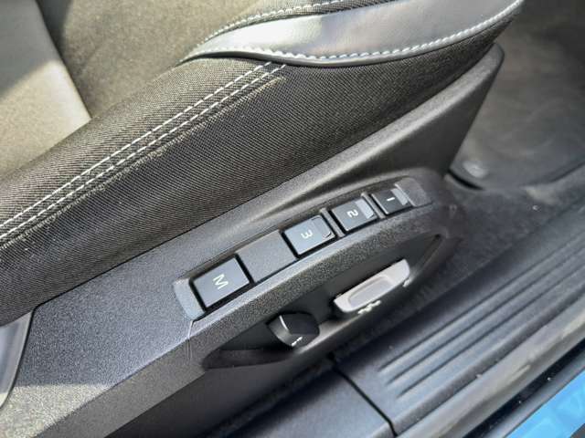 ボルボ Ｖ４０ Ｄ４ モメンタム ディーゼルターボ H30年 (東北) 99