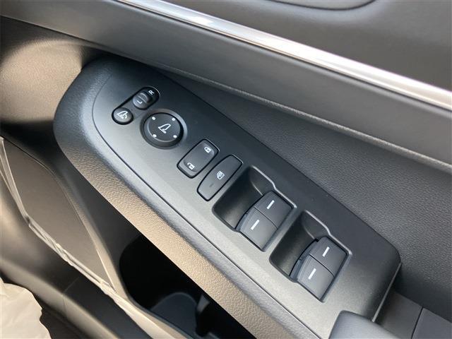 ホンダ ヴェゼル １．５ Ｅ：ＨＥＶ Ｚ R7年 (東海) 99
