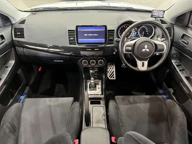 三菱 ランサー ２．０ ＧＳＲ Ｘ ４ＷＤ H27年 (関東) 99