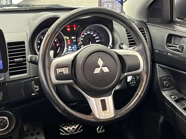 三菱 ランサー ２．０ ＧＳＲ Ｘ ４ＷＤ H27年 (関東) 99