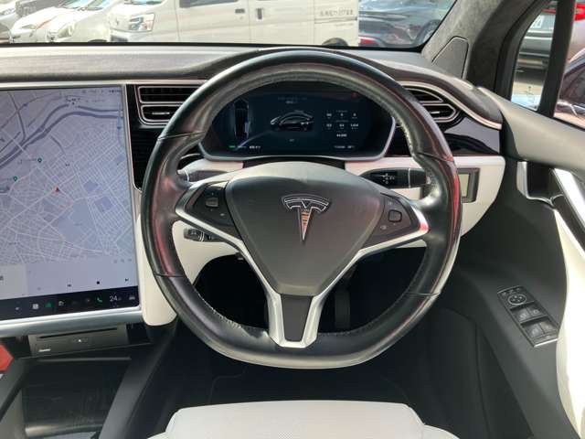 テスラ モデルＸ ９０Ｄ エンハンストオートパイロット H29年 (東海) 99
