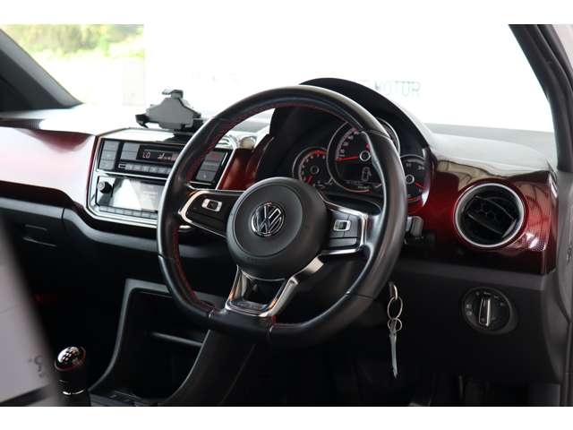 フォルクスワーゲン ＵＰ！ ＧＴＩ H30年 (近畿) 99