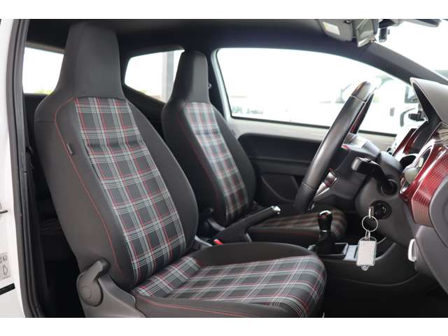 フォルクスワーゲン ＵＰ！ ＧＴＩ H30年 (近畿) 99