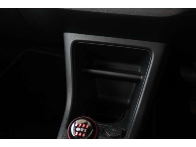 フォルクスワーゲン ＵＰ！ ＧＴＩ H30年 (近畿) 99