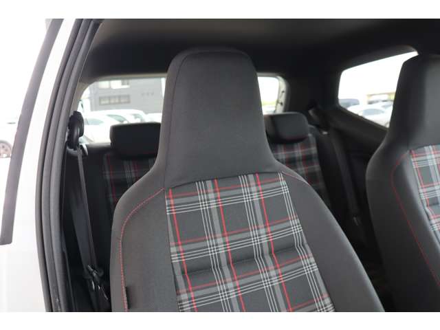 フォルクスワーゲン ＵＰ！ ＧＴＩ H30年 (近畿) 99