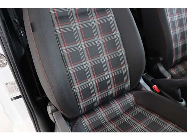 フォルクスワーゲン ＵＰ！ ＧＴＩ H30年 (近畿) 99