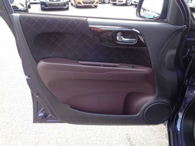 ホンダ Ｎ−ＯＮＥ ６６０ プレミアム Ｌパッケージ H26年 (中国) 99