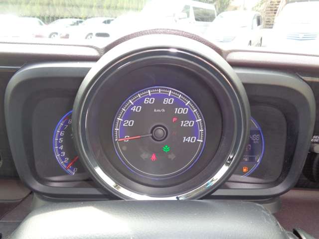 ホンダ Ｎ−ＯＮＥ ６６０ プレミアム Ｌパッケージ H26年 (中国) 99