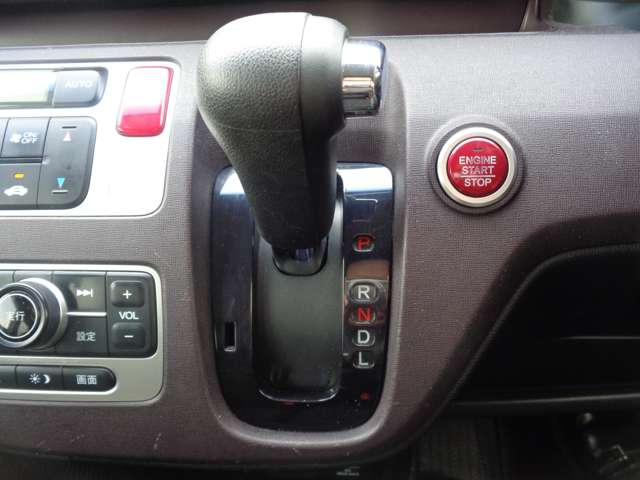 ホンダ Ｎ−ＯＮＥ ６６０ プレミアム Ｌパッケージ H26年 (中国) 99