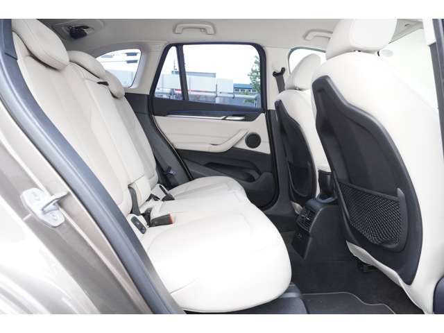 ＢＭＷ Ｘ１ Ｘドライブ １８Ｄ Ｘライン ４ＷＤ R2年 (近畿) 99