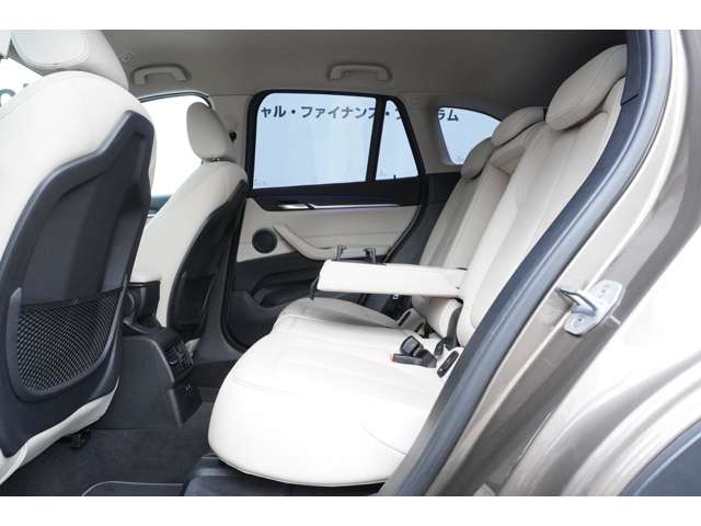 ＢＭＷ Ｘ１ Ｘドライブ １８Ｄ Ｘライン ４ＷＤ R2年 (近畿) 99