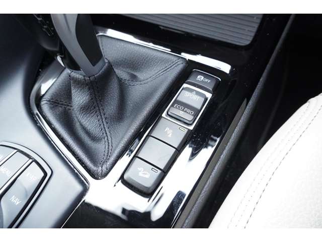 ＢＭＷ Ｘ１ Ｘドライブ １８Ｄ Ｘライン ４ＷＤ R2年 (近畿) 99