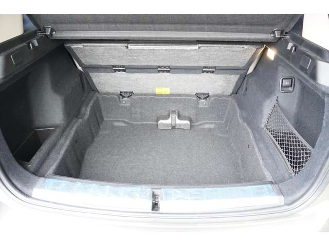 ＢＭＷ Ｘ１ Ｘドライブ １８Ｄ Ｘライン ４ＷＤ R2年 (近畿) 99