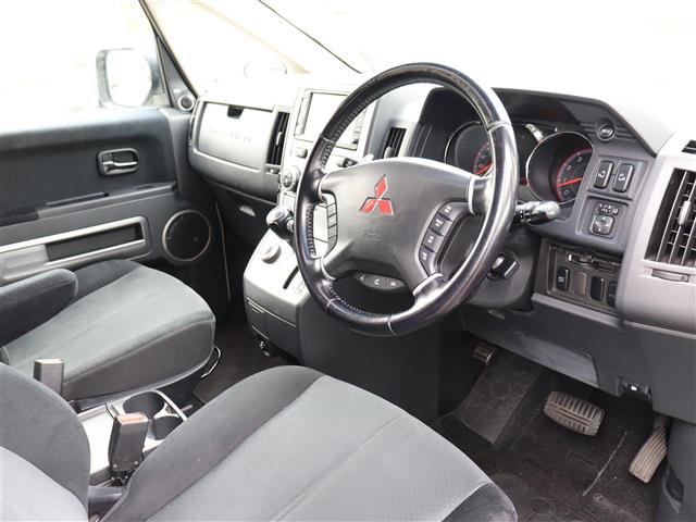 三菱 デリカ　Ｄ：５ ２．４ Ｇ プレミアム ４ＷＤ H20年 (関東) 99