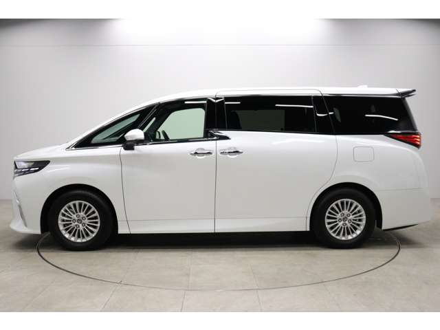 トヨタ アルファード　ハイブリッド ハイブリッド ２．５ Ｘ Ｅ－ＦＯＵＲ ４ＷＤ R7年 (東海) 99