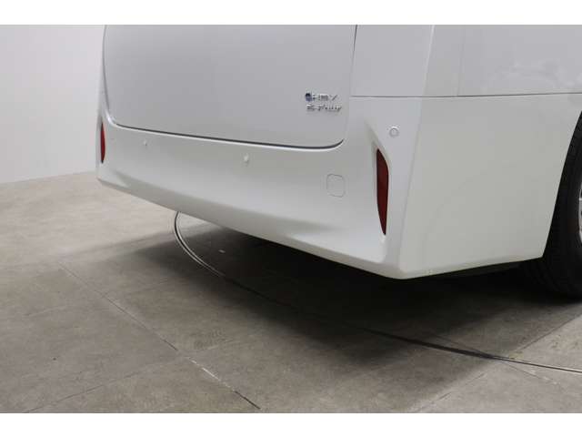 トヨタ アルファード　ハイブリッド ハイブリッド ２．５ Ｘ Ｅ－ＦＯＵＲ ４ＷＤ R7年 (東海) 99