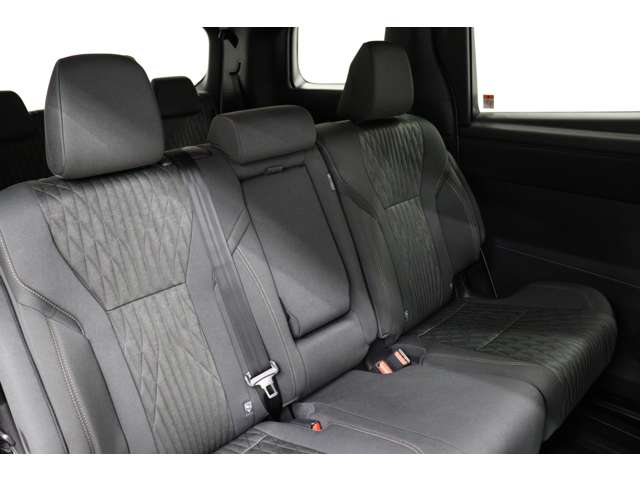 トヨタ アルファード　ハイブリッド ハイブリッド ２．５ Ｘ Ｅ－ＦＯＵＲ ４ＷＤ R7年 (東海) 99