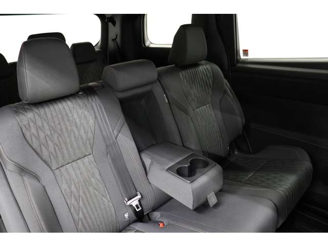 トヨタ アルファード　ハイブリッド ハイブリッド ２．５ Ｘ Ｅ－ＦＯＵＲ ４ＷＤ R7年 (東海) 99