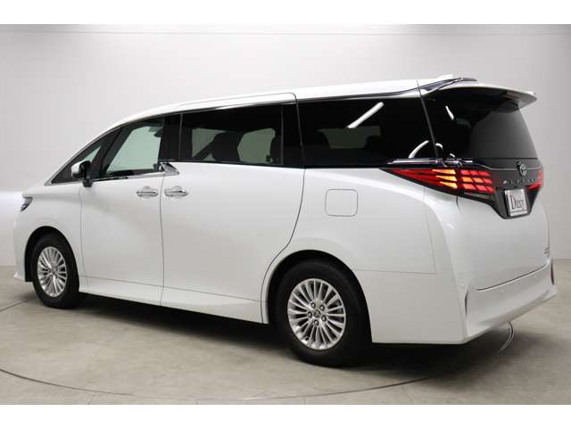 トヨタ アルファード　ハイブリッド ハイブリッド ２．５ Ｘ Ｅ－ＦＯＵＲ ４ＷＤ R7年 (東海) 99