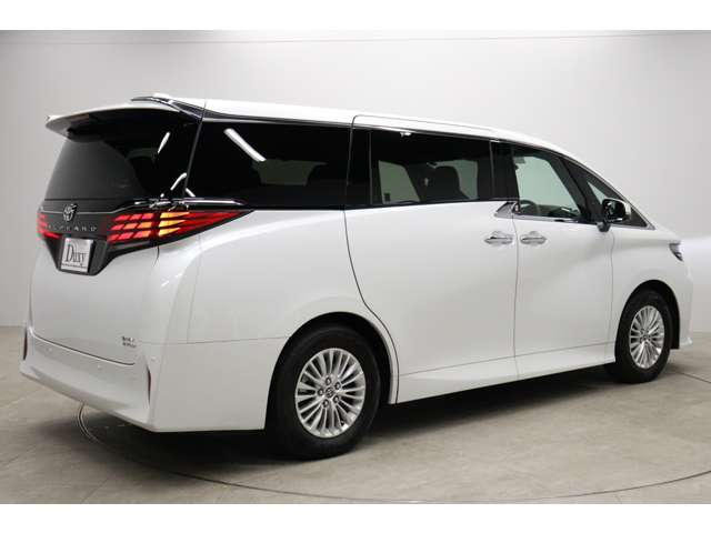 トヨタ アルファード　ハイブリッド ハイブリッド ２．５ Ｘ Ｅ－ＦＯＵＲ ４ＷＤ R7年 (東海) 99