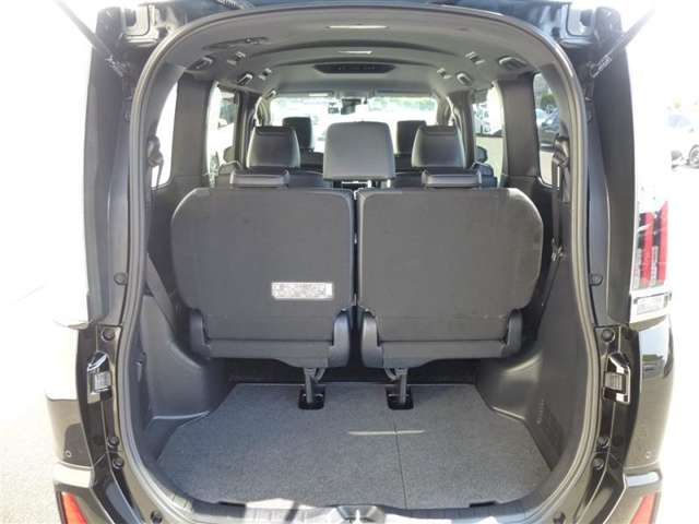 トヨタ ノア １．８ ハイブリッド ＳＩ ＷＸＢＩＩ R2年 (東北) 99