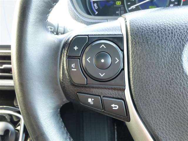 トヨタ ノア １．８ ハイブリッド ＳＩ ＷＸＢＩＩ R2年 (東北) 99